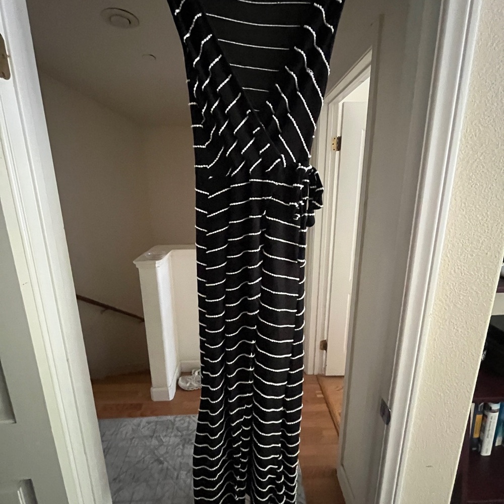 Jessica Simpson Black and White Striped Midi Dress